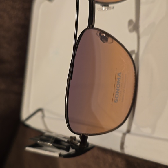 SONOMA BRAND MEN'S 100% UV PROTECTION BLACK SUNGLASSES - Picture 2 of 13